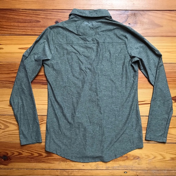 Eddie Bauer Green Long Sleeve Polyester Top, EUC S - Picture 9 of 11